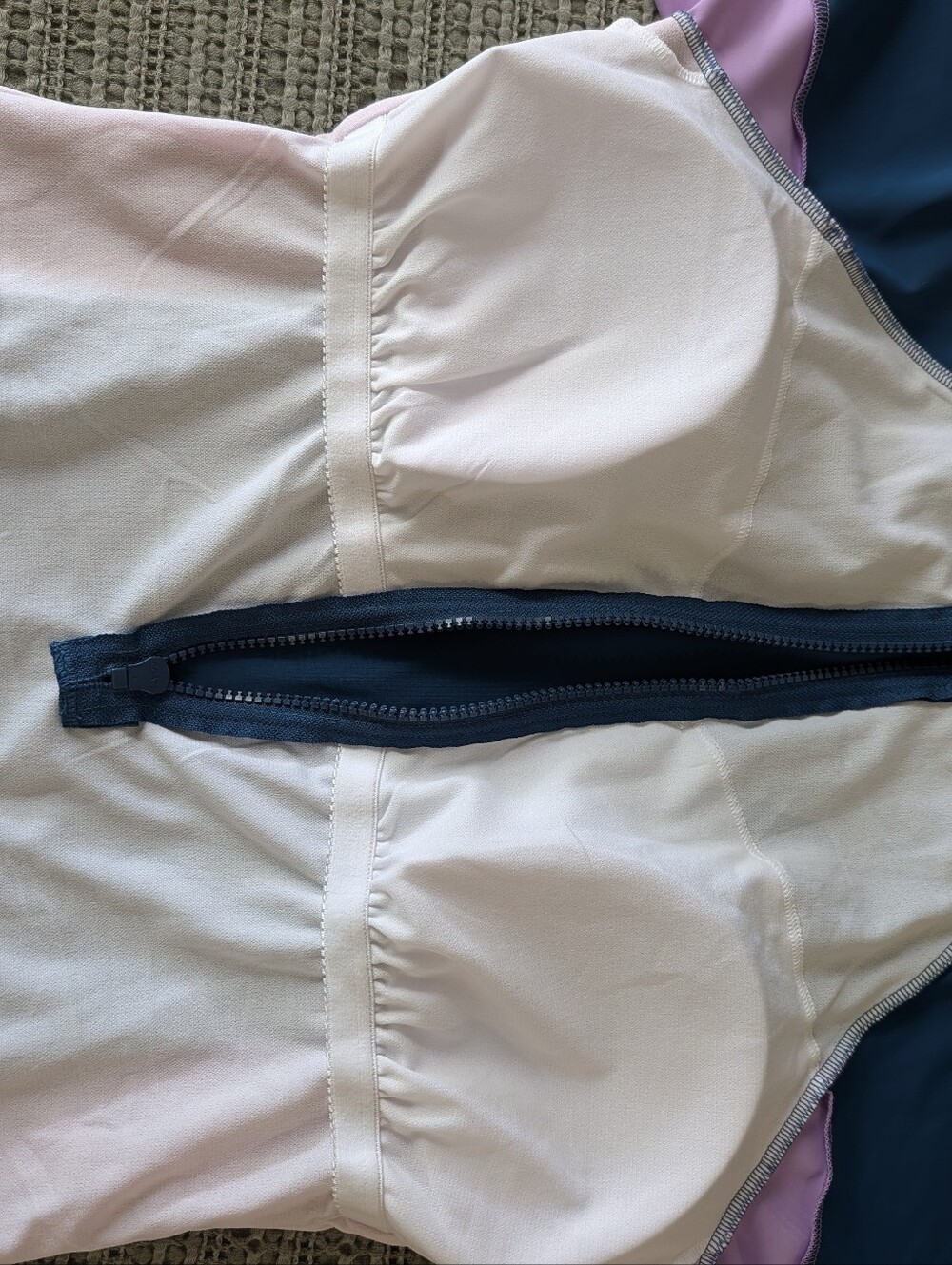 Boden Colorblock Zip Front Rash Guard Swimsuit | NWT | US 12 - Picture 15 of 15
